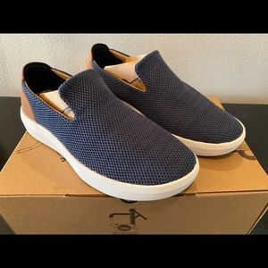 NEW Men’s Freewaters TRVL Slip-On, Navy, Size 9